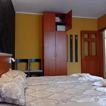 Апартамент Laura 2