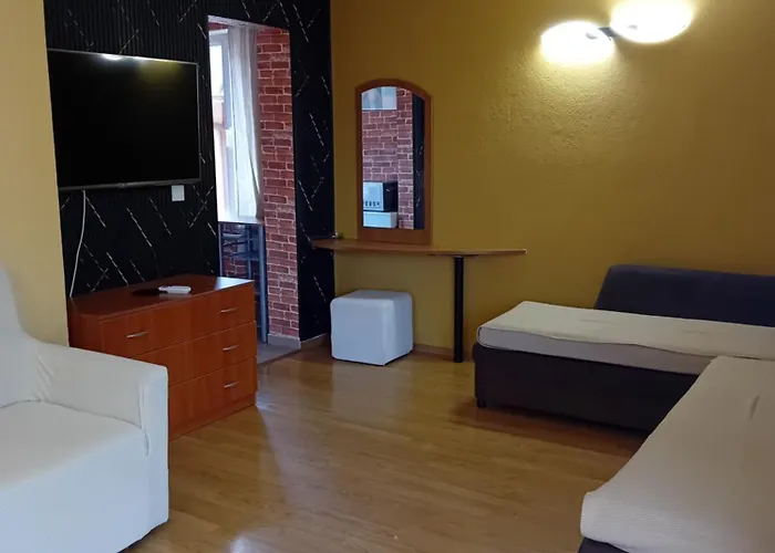 Laura 2 Апартаменты *