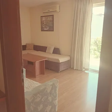 Laura 2 Appartement *