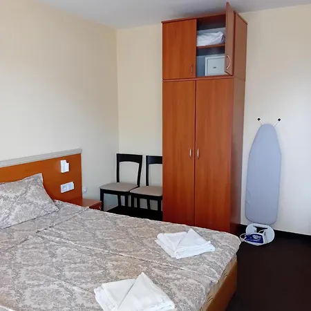 Appartement Laura 2 *