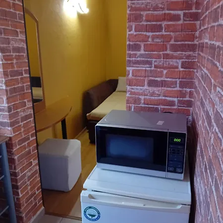 Laura 2 * Primorszko